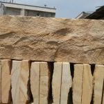 سنگ بادبر طولی گندمک و طرح چوب کرم دیوار نما